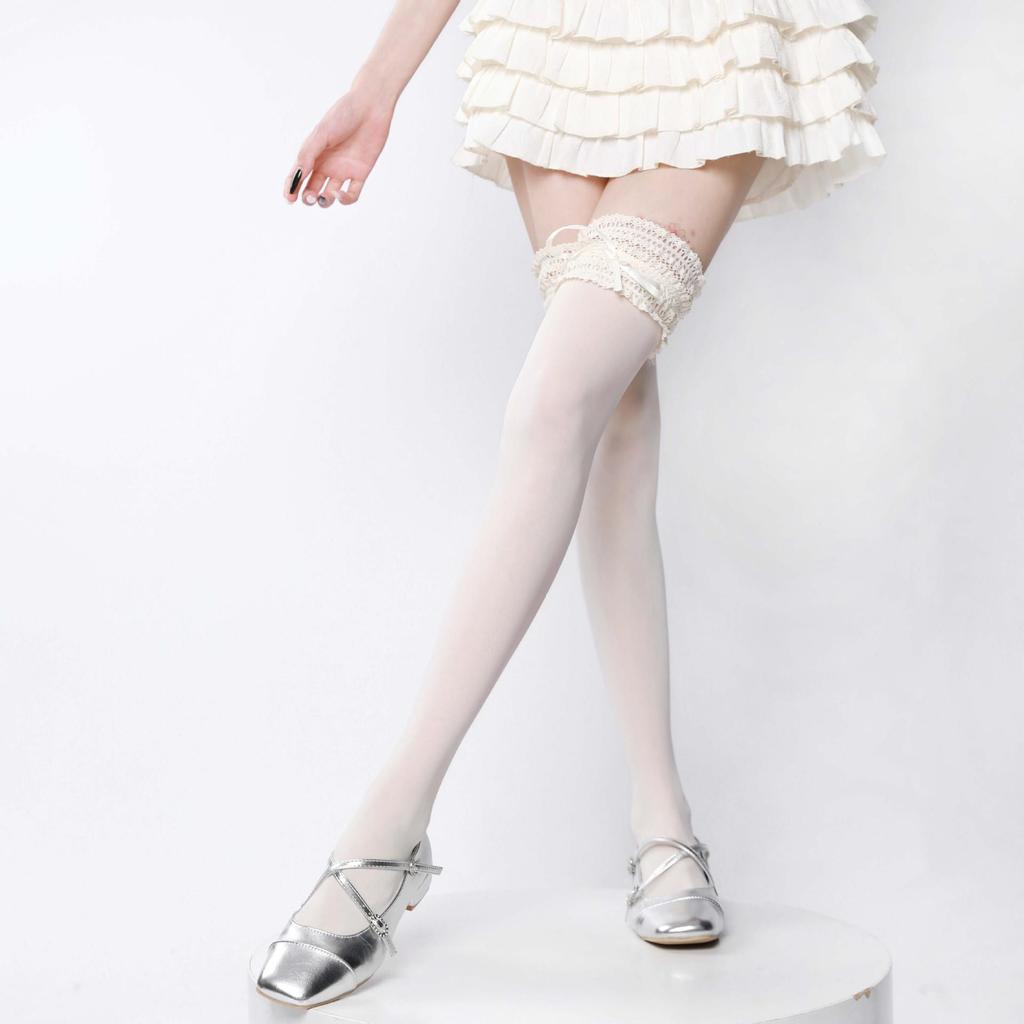 White Velvet Calf-Length Ballet Socks with Lace Trim - Lolita Japanese Style