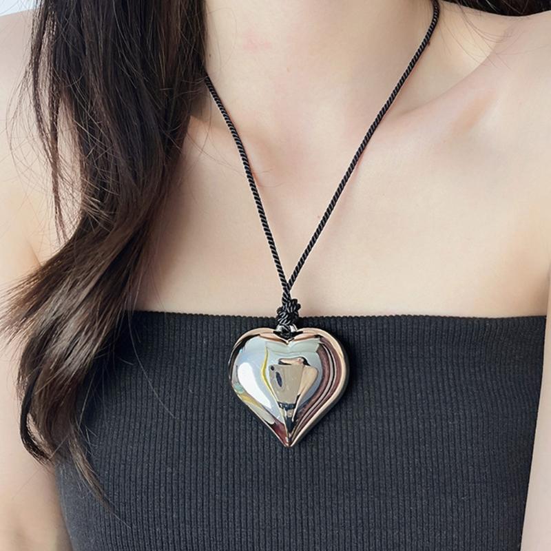 Korean Style Rope Neck Chain Necklace For Women Charm Metal Heart Pendant Collar Chain Choker Fashion Party Jewelry
