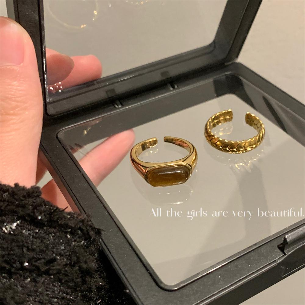 Adjustable High-Grade Retro Tiger Eye Stone Saddle Ring with Wheat Ear Design for Women