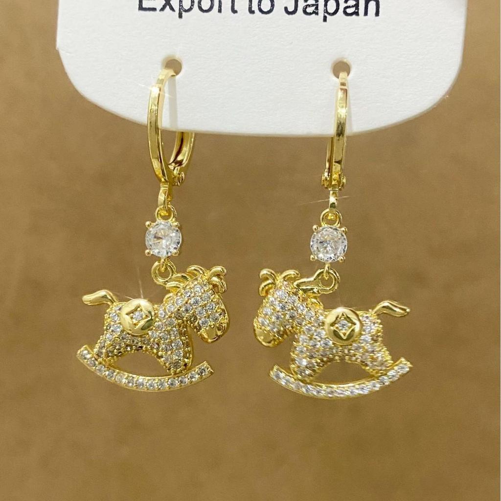 Exquisite French Zircon Micro-Pavé Horse Pendant Earrings: Elegant Women's Light Luxury, Fashionable Design