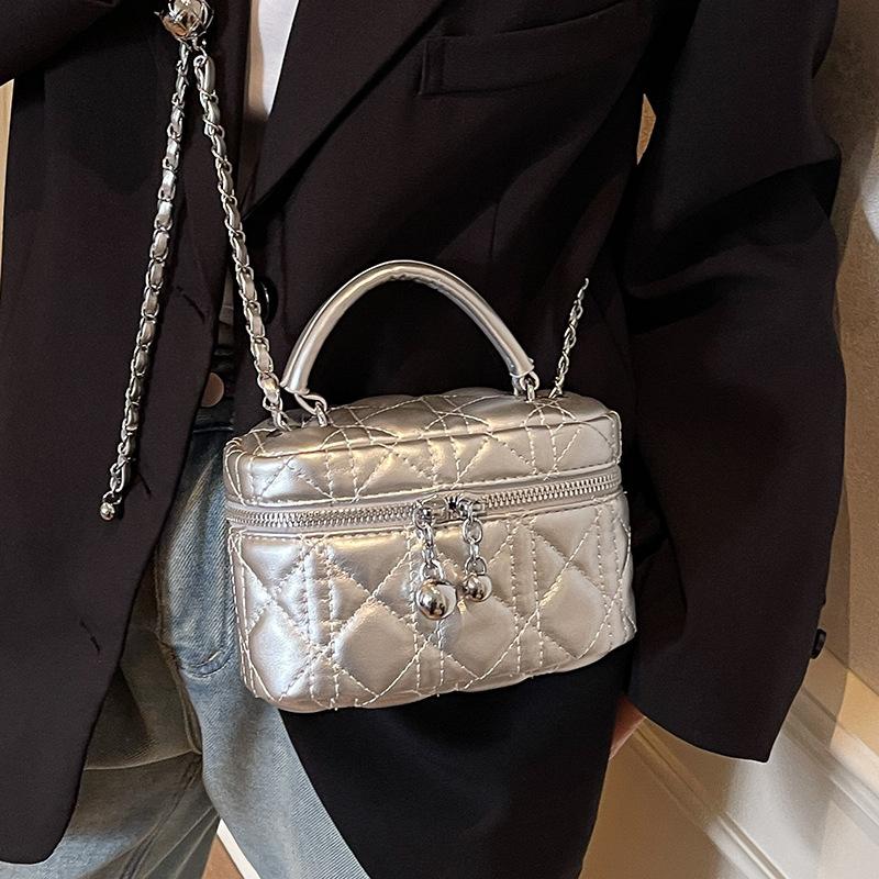 New Product Fashionable and Simple Small Fragrant Wind Diamond Box Bag Versatile High-end Temperament Chain Crossbody Women's Bag