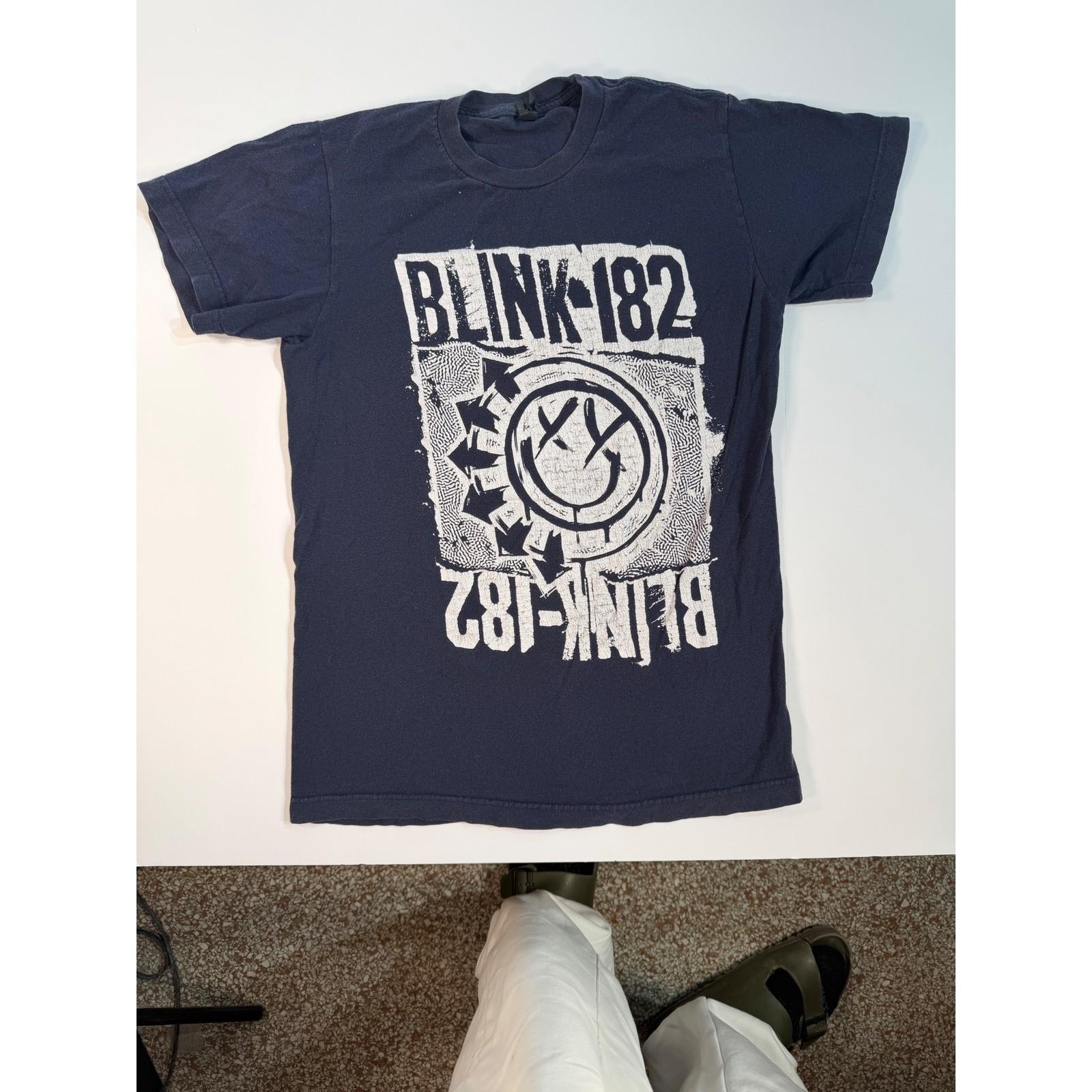 Blink-182 Smiley Face Graphic Navy Blue Punk Rock Band Tee Small Unisex T-Shirt XXL