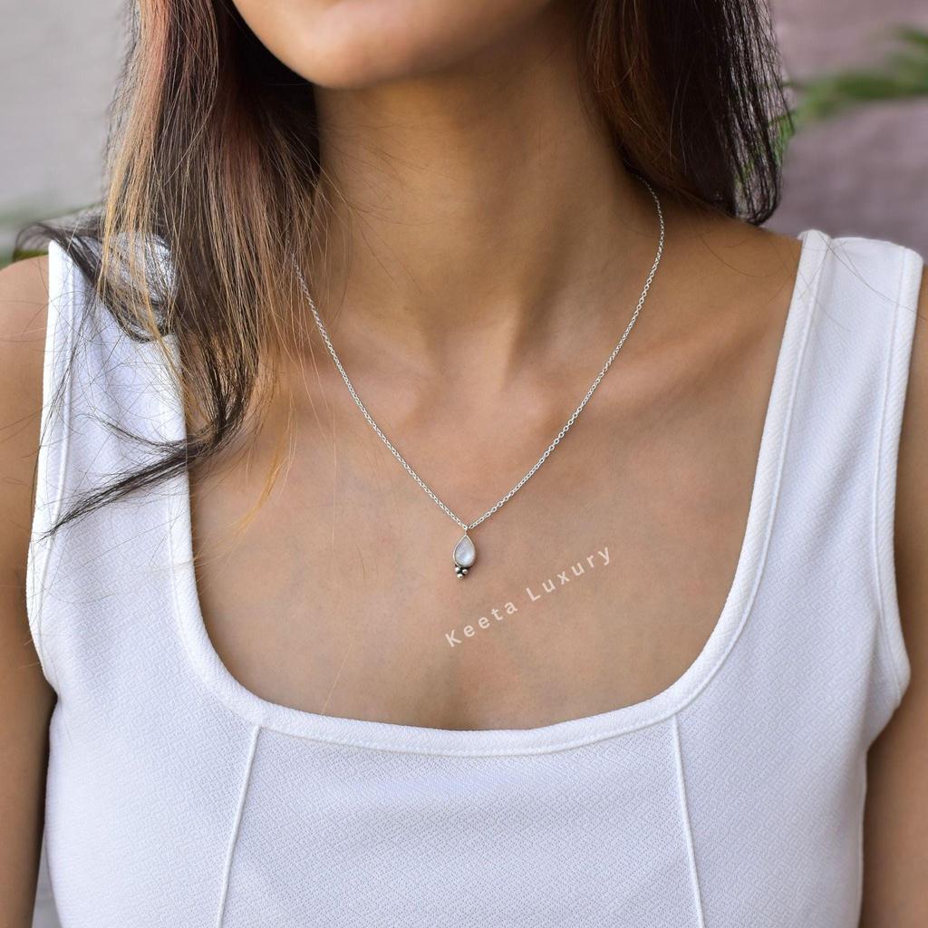 Natural Moonstone Necklace Dainty Rainbow Moonstone Handmade Necklace Healing Gemstone June Birthstone Necklace Bridesmaid Gifts for Her