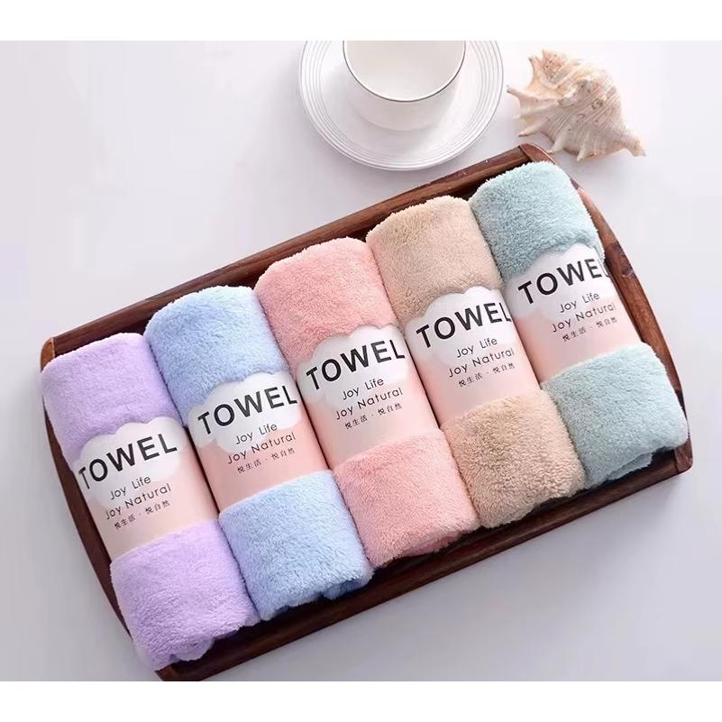 Adult quick-drying towel set, simple, absorbent, soft, for face and hands, 5-piece coral fleece towels.