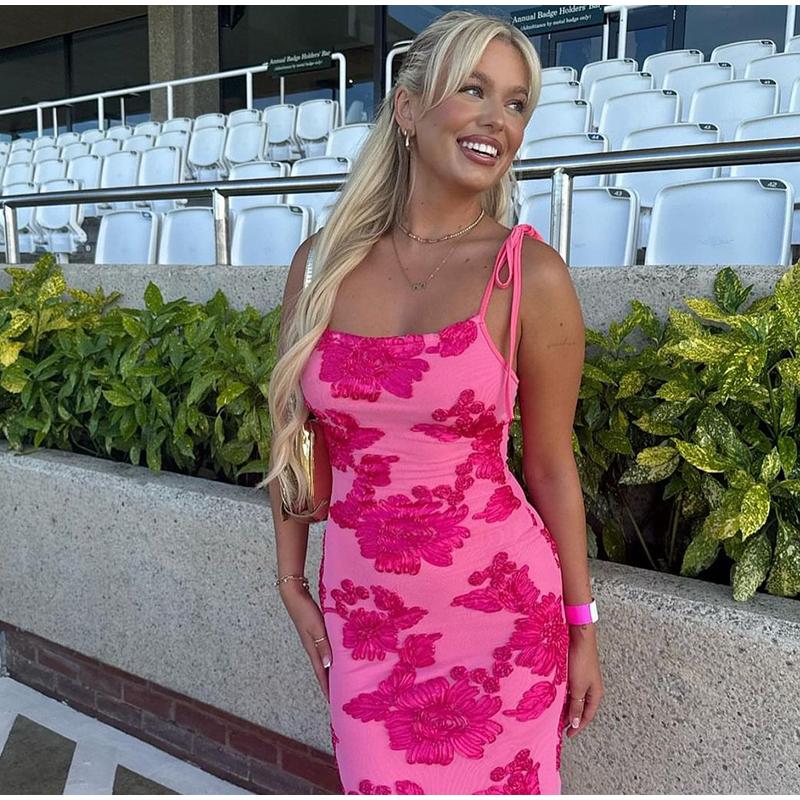 Floral Embroidery O-neck Backless Sleeveless Female Dresses Slim Hip Package Party Lady Evening Robe