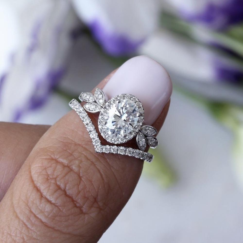 New Fashion Ring, Girl Marriage Proposal with Dazzling Ring V-shaped Wedding Accessories Gift Ring