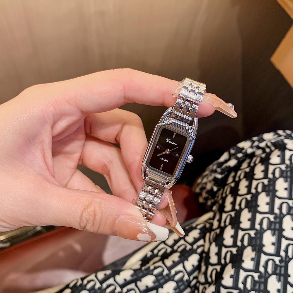 Fashionable Temperament Steel Band Watch Commuting Daily Casual Quartz Watch Women's Simple Two-hand Women's Watch