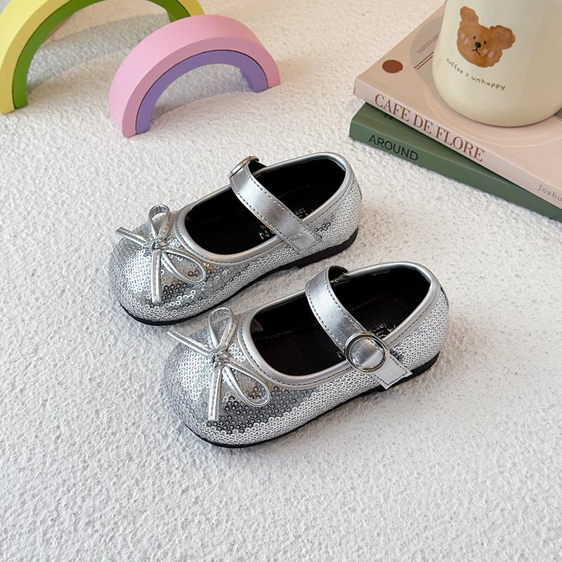 

Kids Performance Dance Shoes Latin Shiny Sequins Girls Princess Shoes Simple Bows 2025 New Children Flats Soft Sole Non-slip 23 серебряный