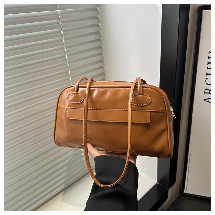 New High End Autumn and Winter Shoulder Bag for Women Fashion Versatile Casual Texture Niche Commuting Handbag