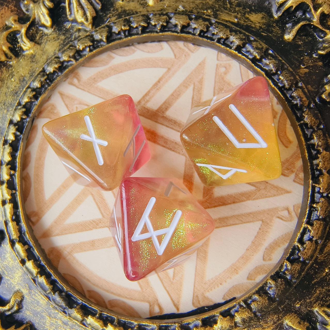 

Набор восьмигранных рунных кубиков 3 шт./лот D8 Галактические многогранные кубики для гадания по созвездиям Кубики Аксессуары для настольных игр