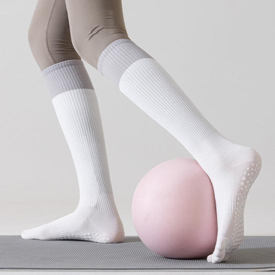 Yoga Socks Non-Slip Grip with High Elasticity Fitness Traction Points Socks Socks for Home Gym Yoga