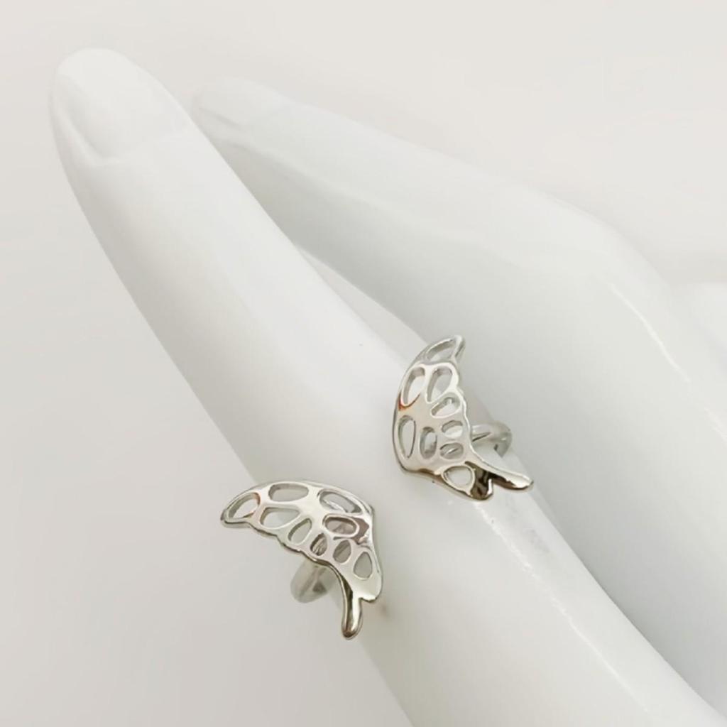 Customizable Open Butterfly Ring with Smooth Surface and Adjustable Wide Band