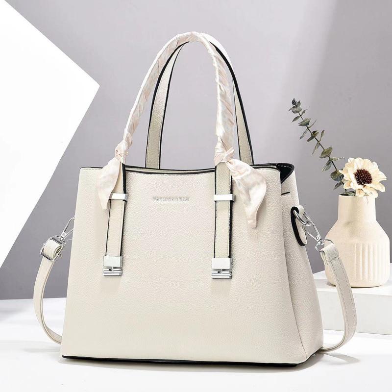 Casual handbag New shoulder bag Women's atmosphere Women's bag Simple messenger bag