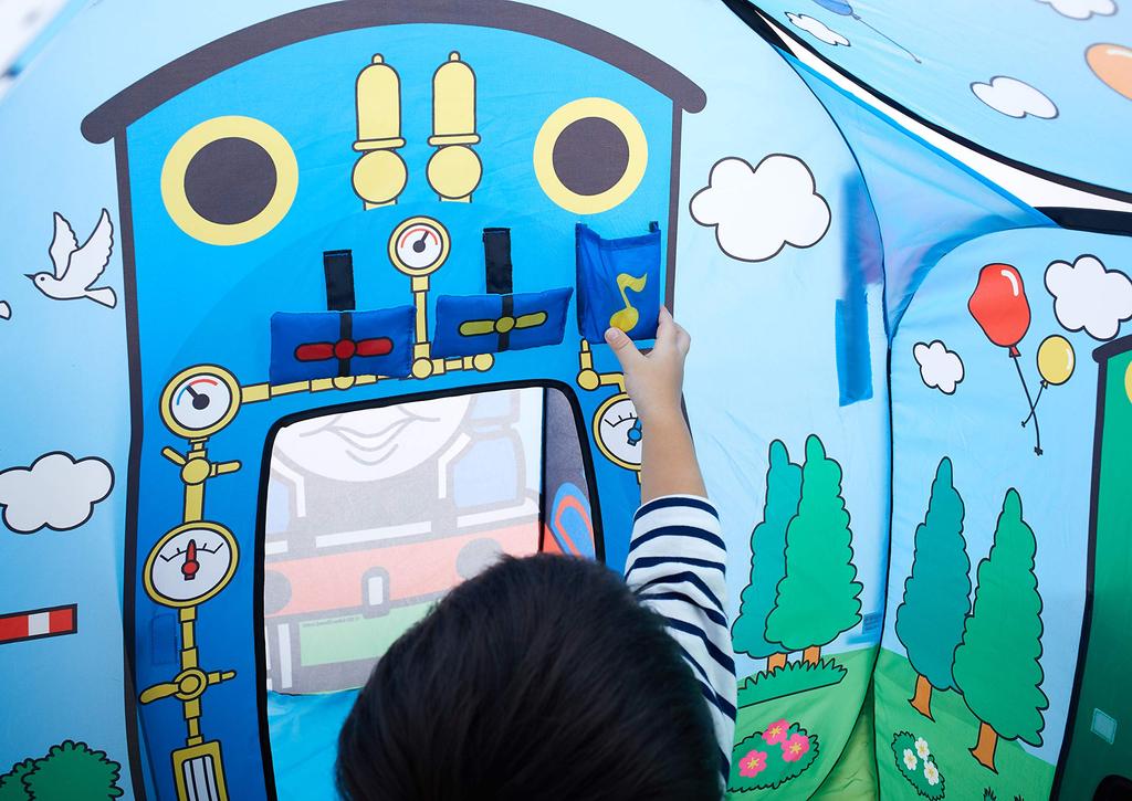 Thomas the Tank Engine Ball House On the Island of Sodor