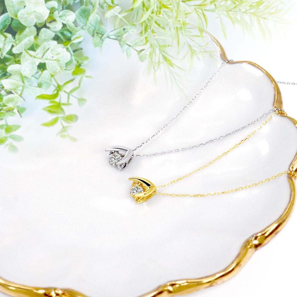 Lala Christie Women's Dancing Stone Necklace with 0.1ct Diamond, PT900 Platinum, lp51-0016-pt