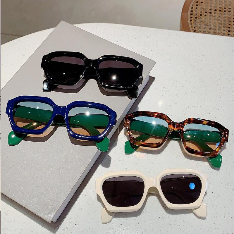 Oversized Square Shape Sunglasses New Stylish Vintage Outdoor Shades Trendy Brand Designer UV400 Women Eyewear