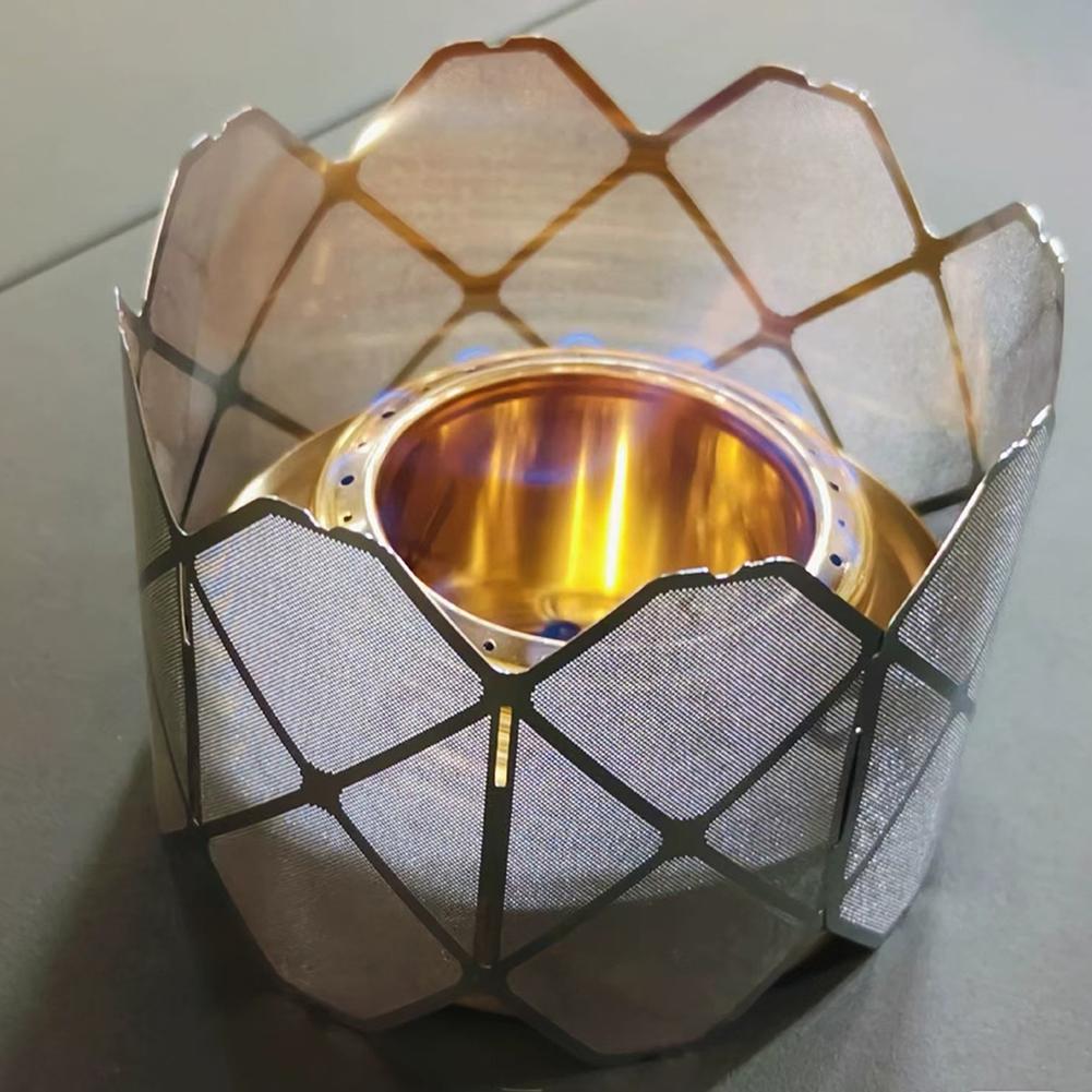 Ultralight Titanium Wind Shield Stainless Steel Outdoor Stove Windscreen Portable Folding Alcohol Stove Rack for Outdoor Camping