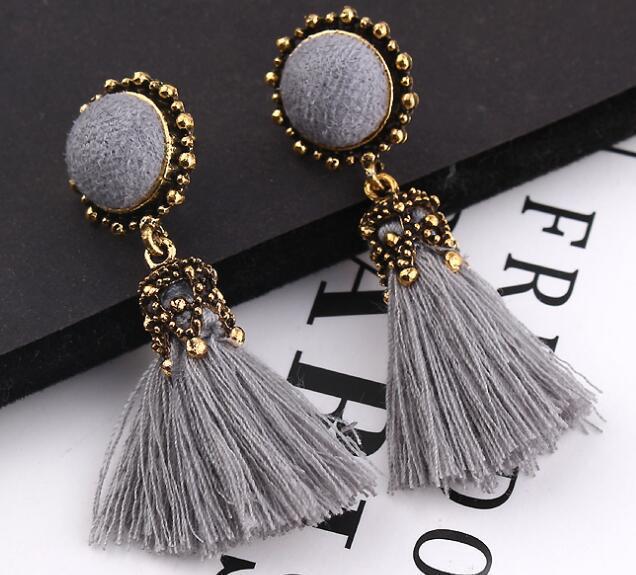 European and American big-name fan-shaped fringed earrings, high-end bohemian earrings, exaggerated fashion accessories серый