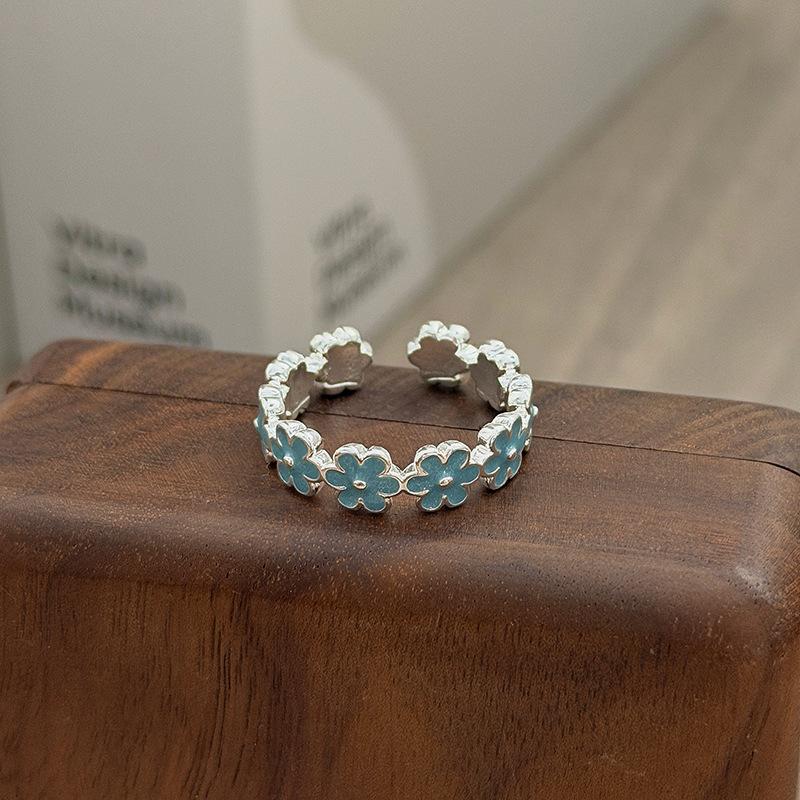 Niche High-End Sweet Sister Country Tide Style Colored Enamel Flower Retro Pattern Open Ring Stacked With Personalized Ring