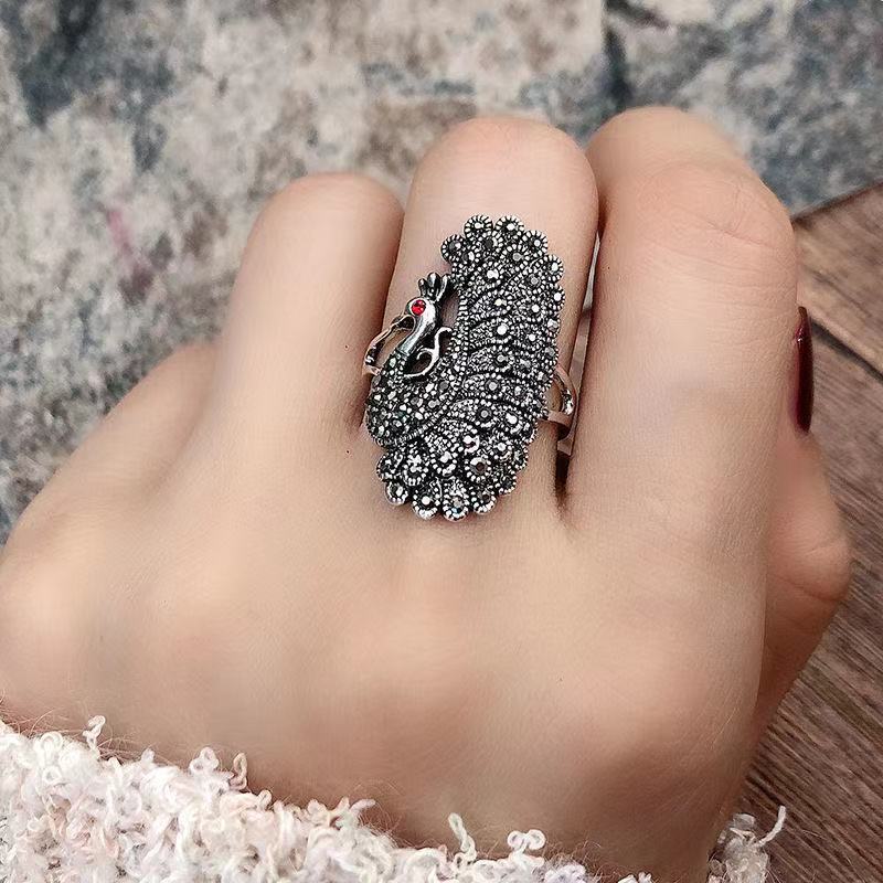 Fashionable Peacock Ring for Women, Japanese, Korean, Cool, European and American Open Index Finger,