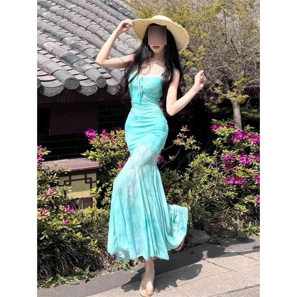 Seaside vacation gentle wind green floral suspender dress beautiful unique beautiful waist hip beach dress women