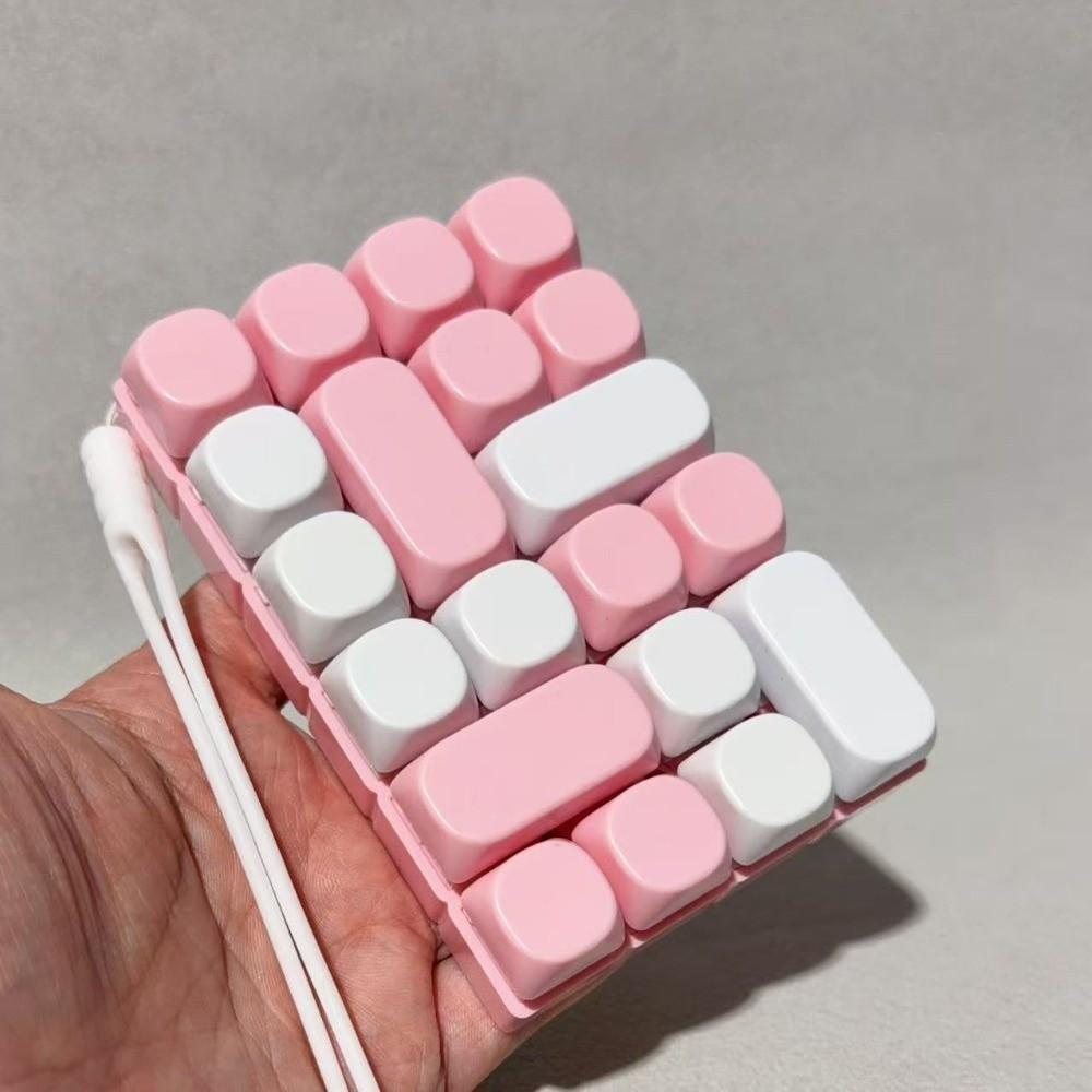 9-key 24-key Finger Button Toys Plastic Keycap Antistress Toys Keyboard Key Chain for Adults Kid