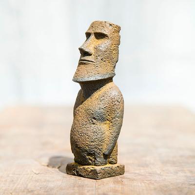 Nordic Style Creative Easter Island Moai Stone Handicrafts Handmade Ornaments Study Tea Pet Cast Iron Home Furnishings