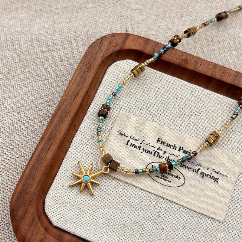 Titanium Steel Octagonal Star Natural Stone Dopamine Colored Bead Necklace, A Unique Collar Chain for The Petite.