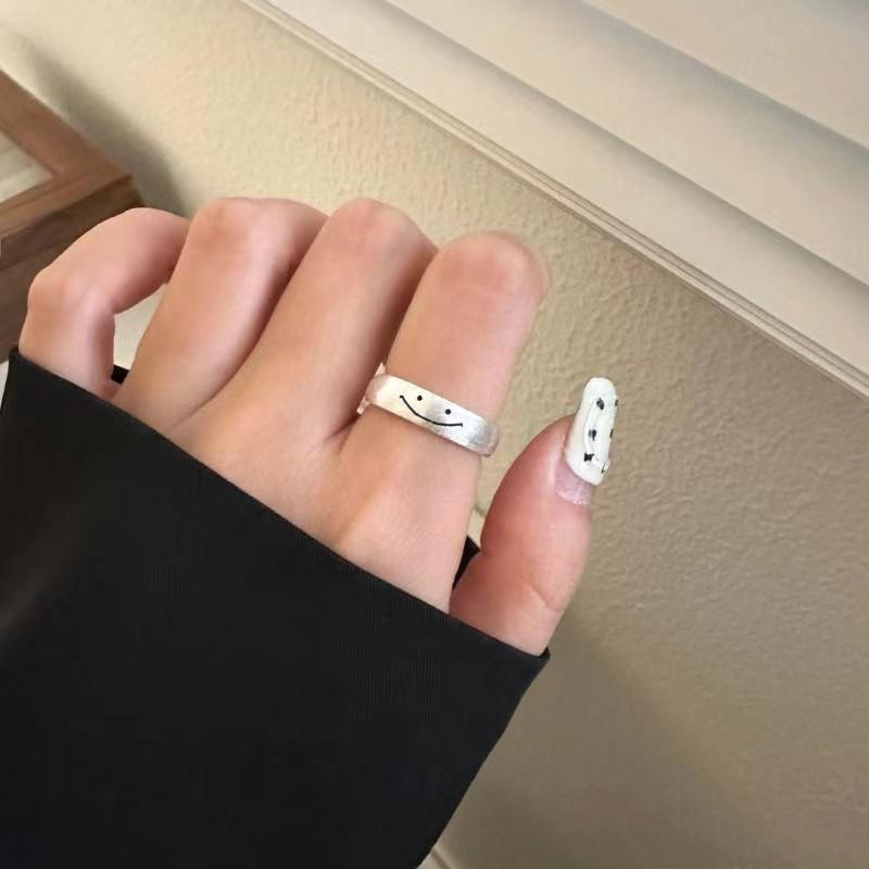 2024 Chic Smiling Face Adjustable Ring for Women – Versatile, Trendy, Cool Style