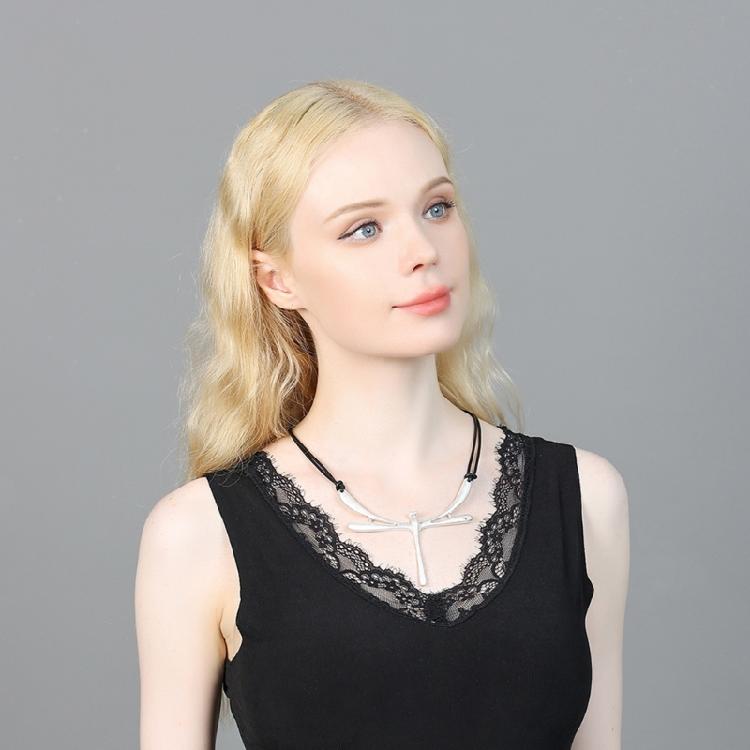 Dragonflys Pendant Necklace Alloy Materials Day To Night Jewelry Accessory For Fashionable Outfits