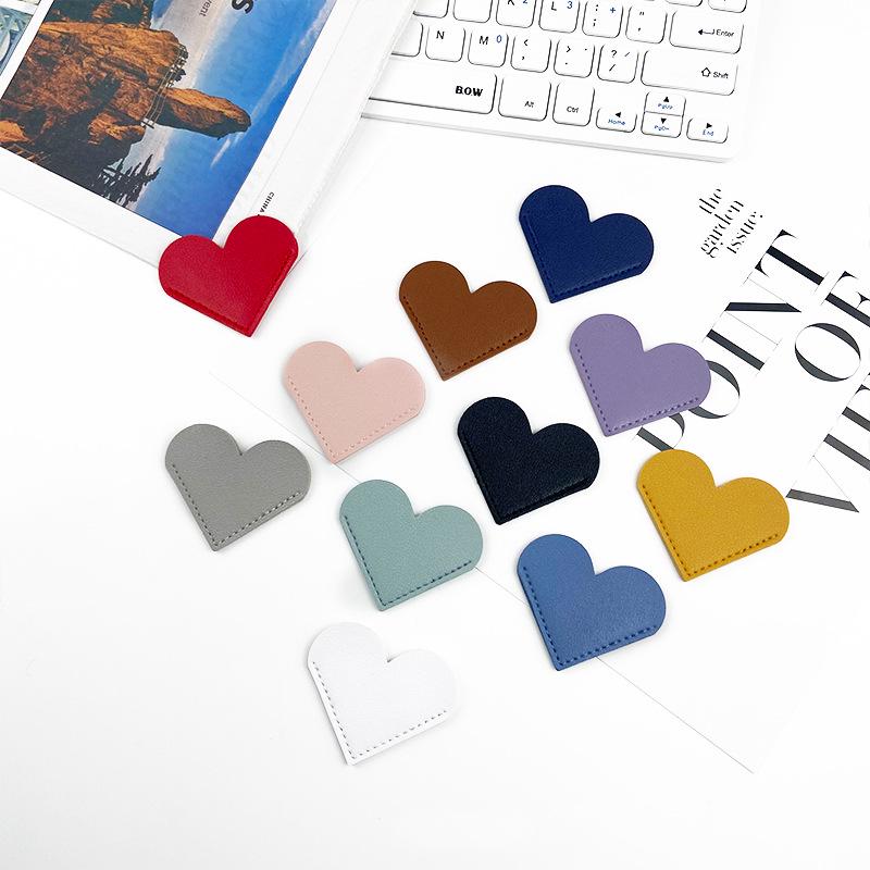Customizable Heart-Shaped Leather Bookmark with PU Leather and Logo Personalization