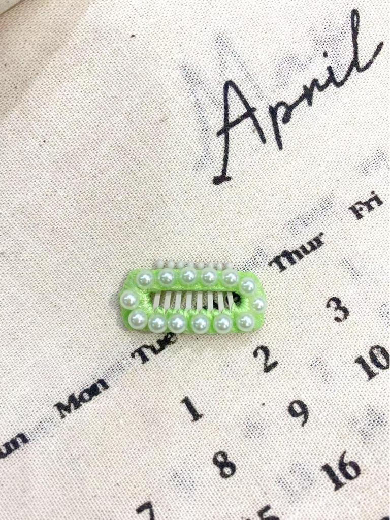 Entzückende einfarbige Haarspangen für Haustiere - Haarspangen und Kopfschmuck für Bichon & Teddy