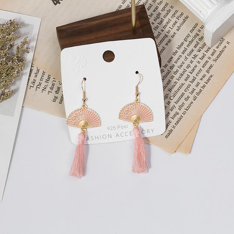 Silver Needle Retro Japanese Style Flower Earrings: Cartoon Drip Oil Alloy Tassel Ear Clip Pendants for Women
