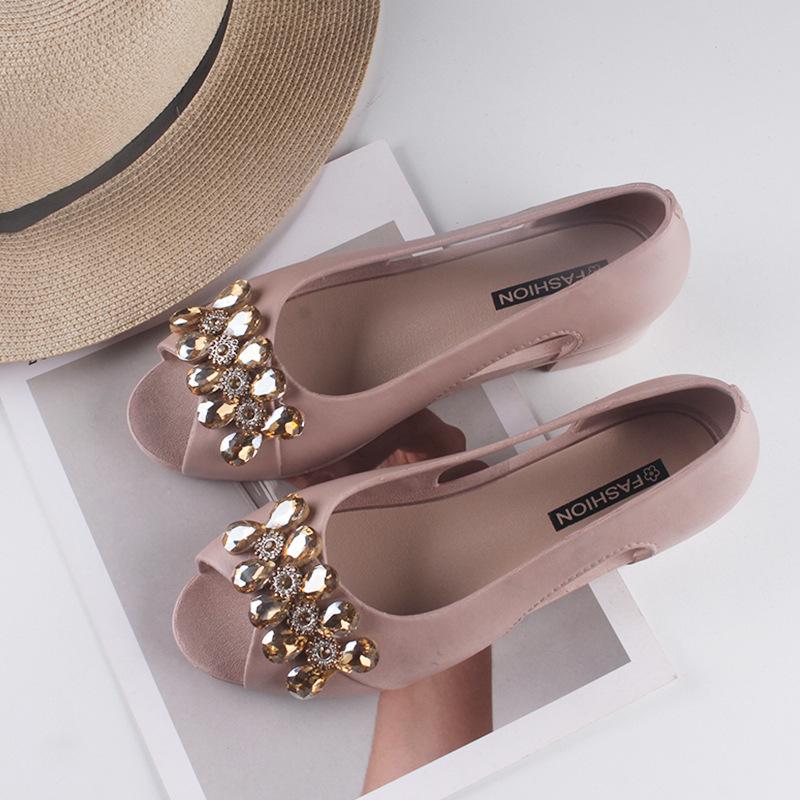 Yuzhihao Two-Tone Rhinestone Water Drop Women s Flat Sandals 37