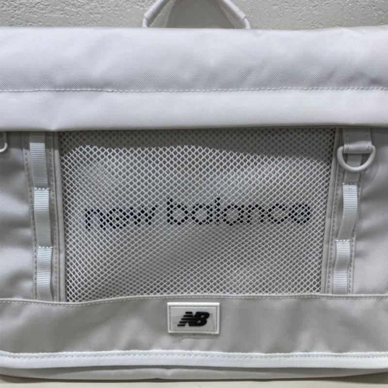 New Balance 3d Messenger Bag Nbgcfss201 Cream