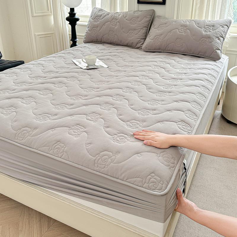 Pure Color Quilted Cotton Yarn-Dyed Bed Sheet & Bedspread Set