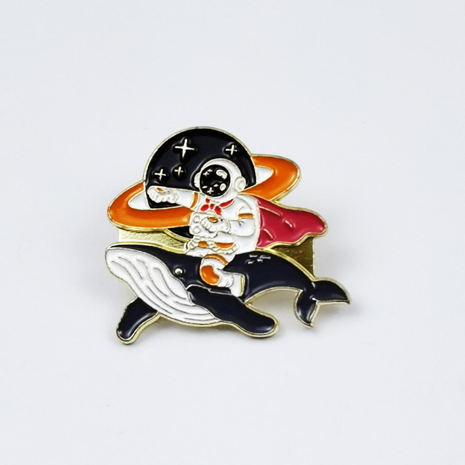 Versatile Astronaut Brooch: Interstellar Exploration Drip Oil Alloy Badge for Clothes, Hats, and Bags