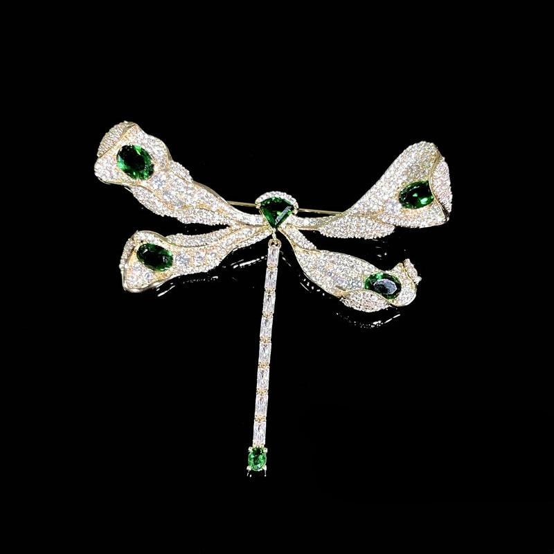 

SKEDS High-end Court-style Vintage Oval Crystal Brooch for Women Luxurious and Elegant Pin Exquisite Accessory for Suits