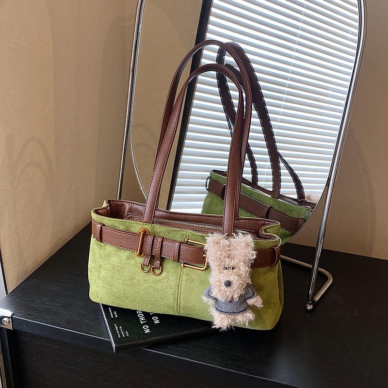 Niche design high-end commuter shoulder bag women's new autumn and winter retro versatile underarm bag