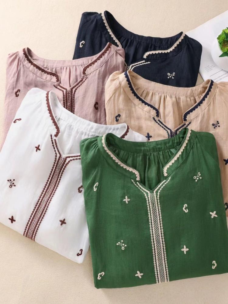 New Embroidered Retro Medium-sleeved Shirt Loose Temperament Casual Top