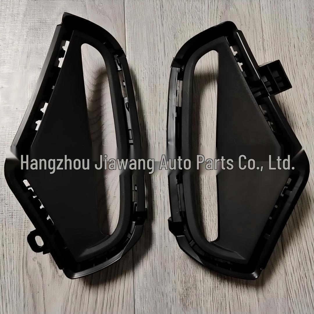 Матовая окантовка противотуманной фары Toyota RAV4 2021 (52127-0R220R/52128-0R220L) Wei You Xuan