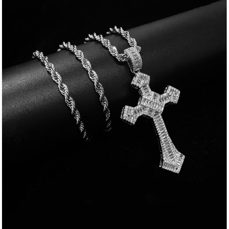 European Hip Hop Square Full Diamond Cross Necklace Hip Hop Short Cool Inlaid Zircon Heavy Industry Men and Women All-Matching Sweater Chain Pendant Cross Pendant [Twist Chain 60cm]