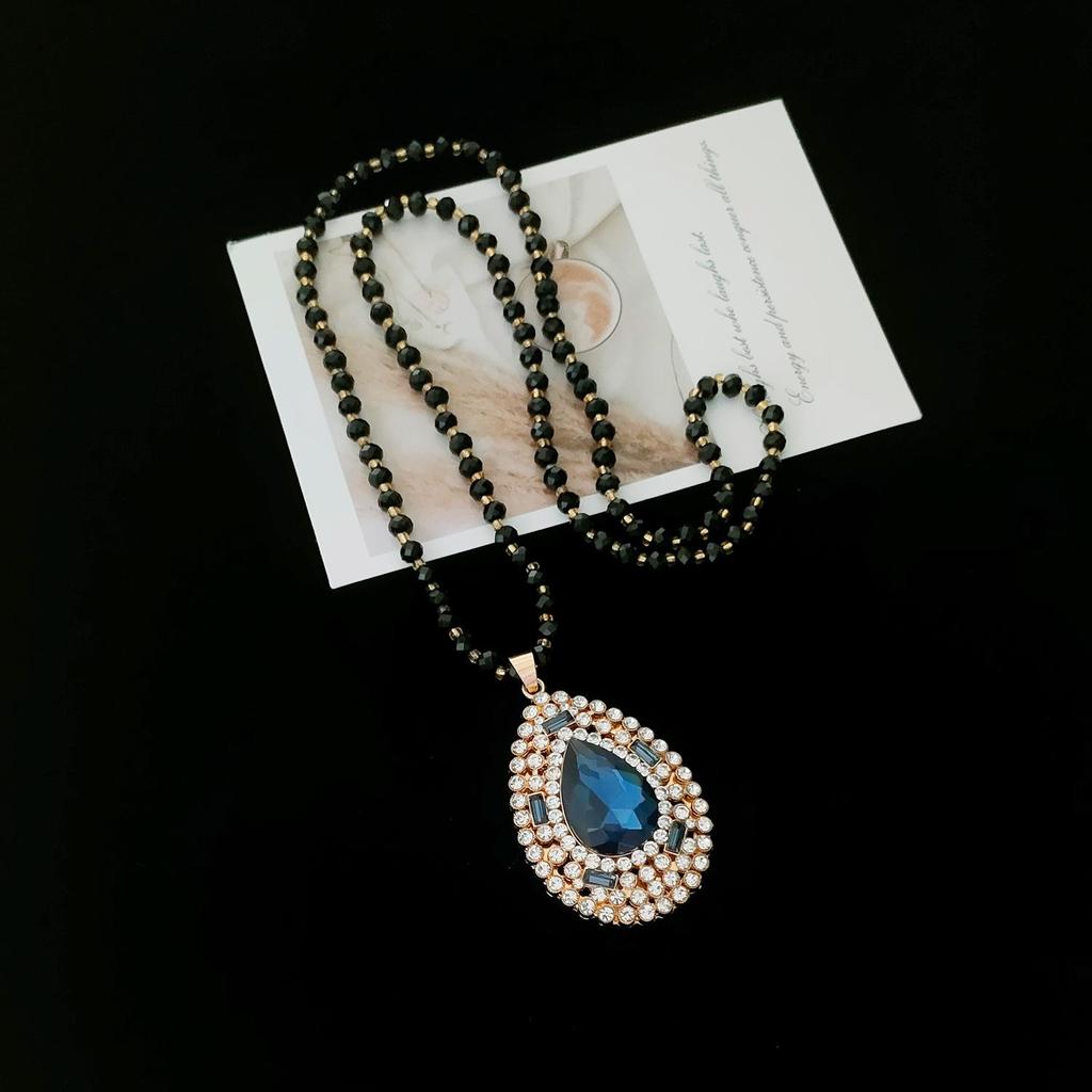 Maple Leaf Crystal Sweater Necklace: Autumn/Winter Fashion Long Pendant Charm Accessory