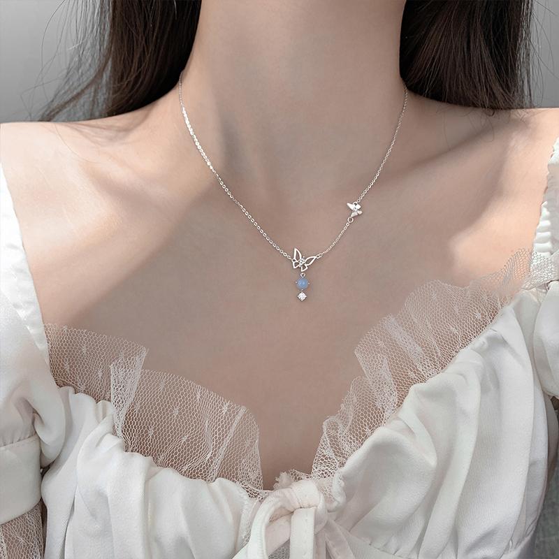 ANENJERY Hollow Butterfly Pendant Necklace for Women Silver Blue Stone Choker Necklaces Wedding Jewelry S-N718
