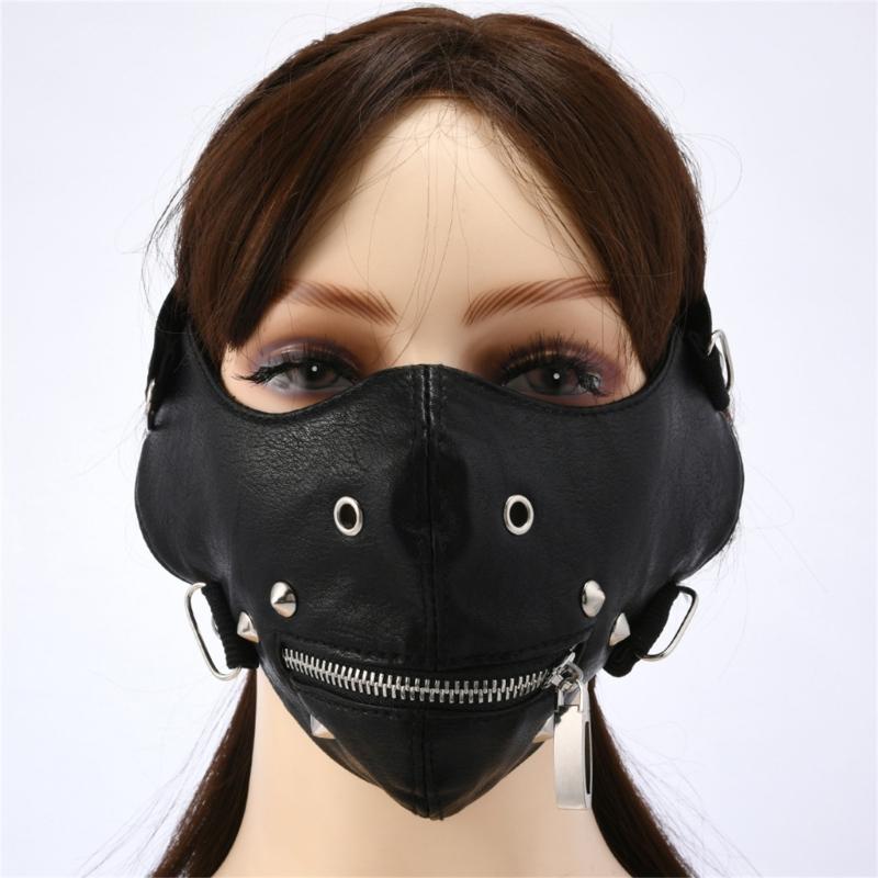 Maschera Sportiva Antipolvere Maschera in Pelle Borchiata, Maschera Punk Biker Motociclista Rock Mezza Faccia Costumi Cosplay di Halloween