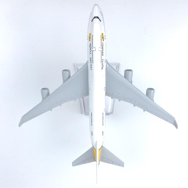 16CM Alloy Model: Bangladesh Boeing 787 Airplane