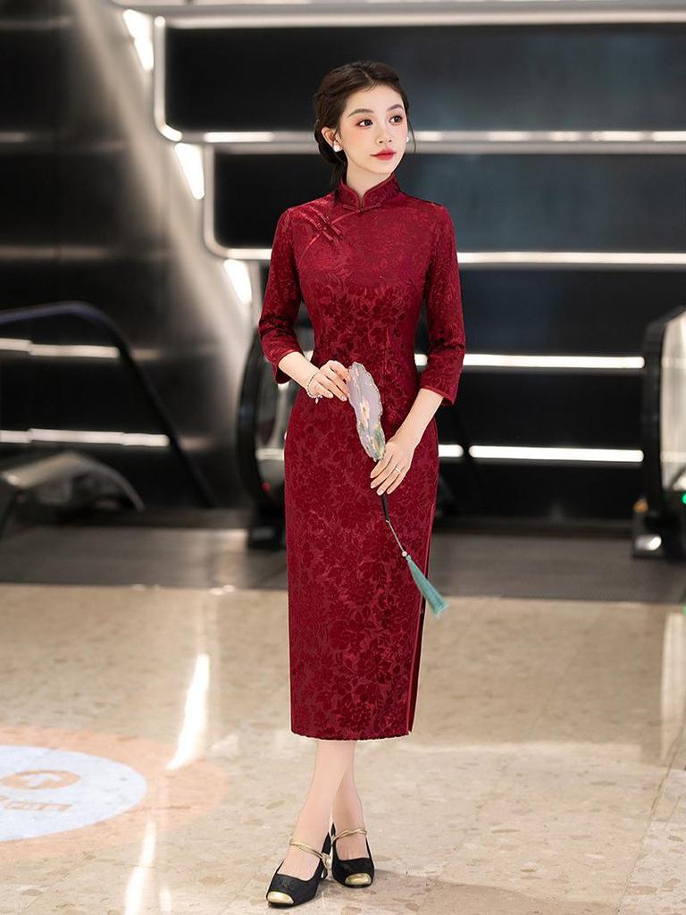 Xi Po Po 2025 Red Mid-Length Qipao Wedding and Evening Dress for Mother