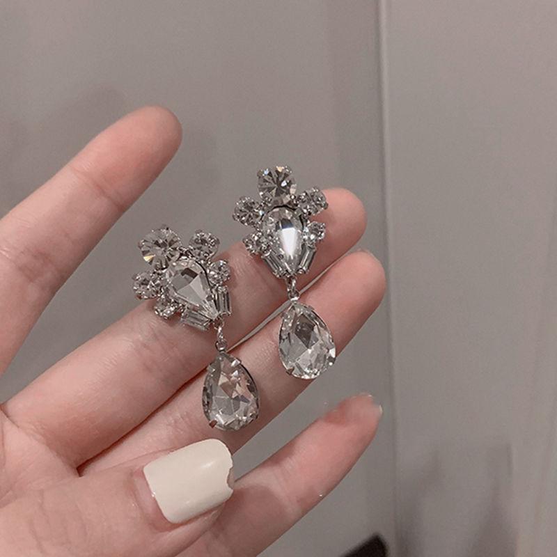 French Retro Zircon Pearl Stud Earrings - Elegant, Versatile Light Luxury Design for Women