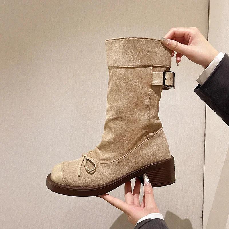 

Модные женские ботинки на платформе, хаки, замшевые, плиссированные полусапоги, ретро-мода, с бантом, для улицы, в стиле вестерн, ковбойские ботинки, женские ботинки, тренд 2024 40