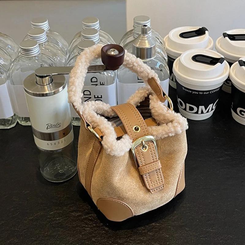 Autumn Winter Lamb Wool Bucket Bag Vintage Plush Mini Crossbody Shoulder Bag for Women Elegant Versatile Fashion Purse